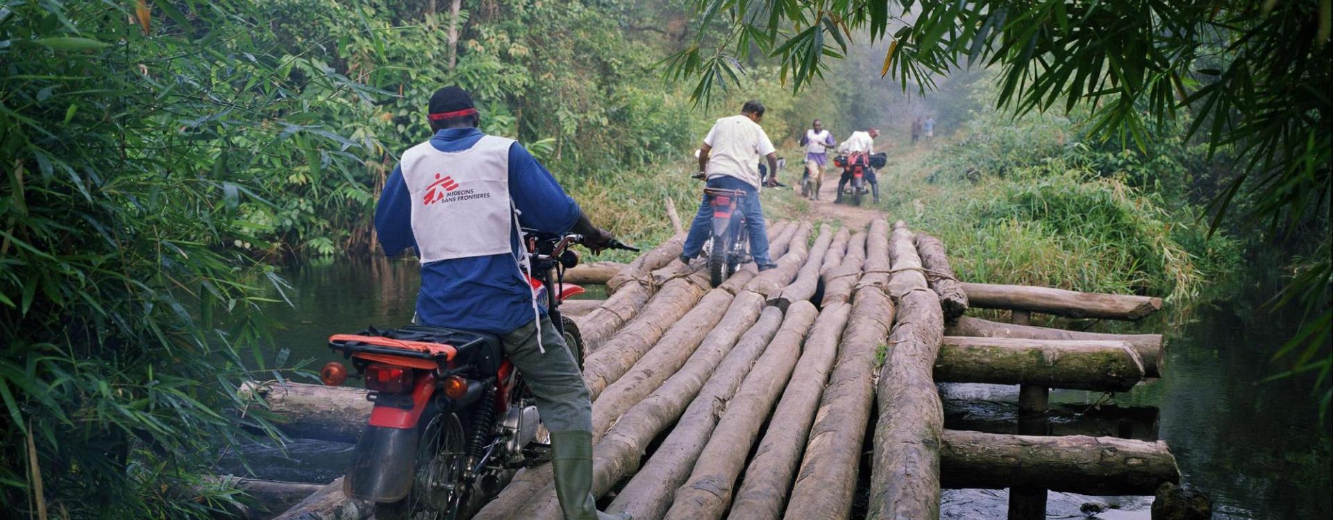 'Desert Sanitaire' in DRC - August 2003 - Carl De Keyzer