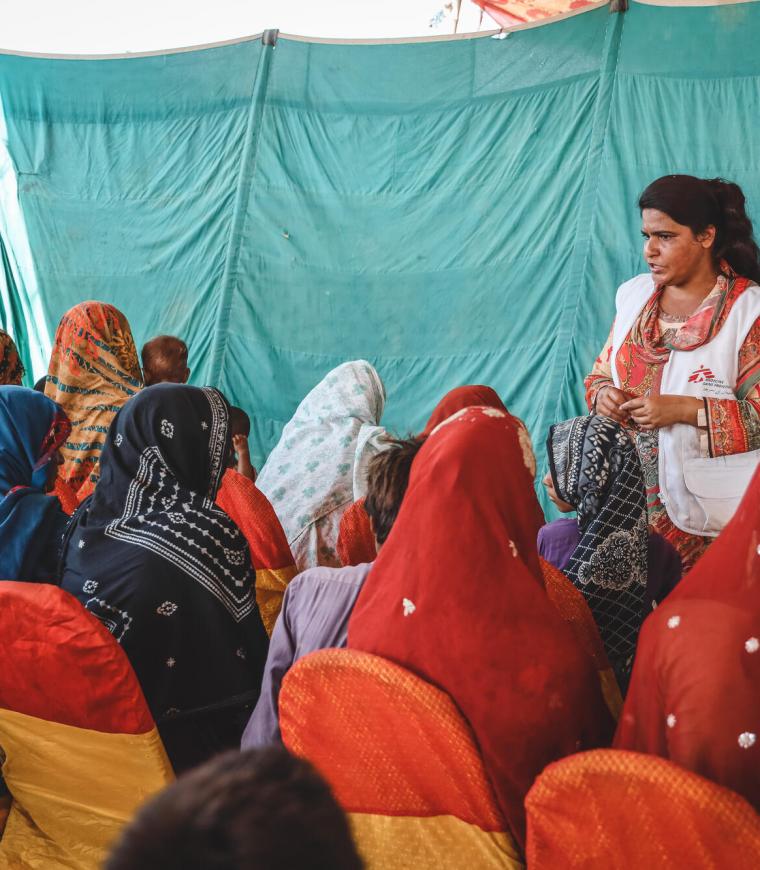 Pakistan floods emergency DADU 13