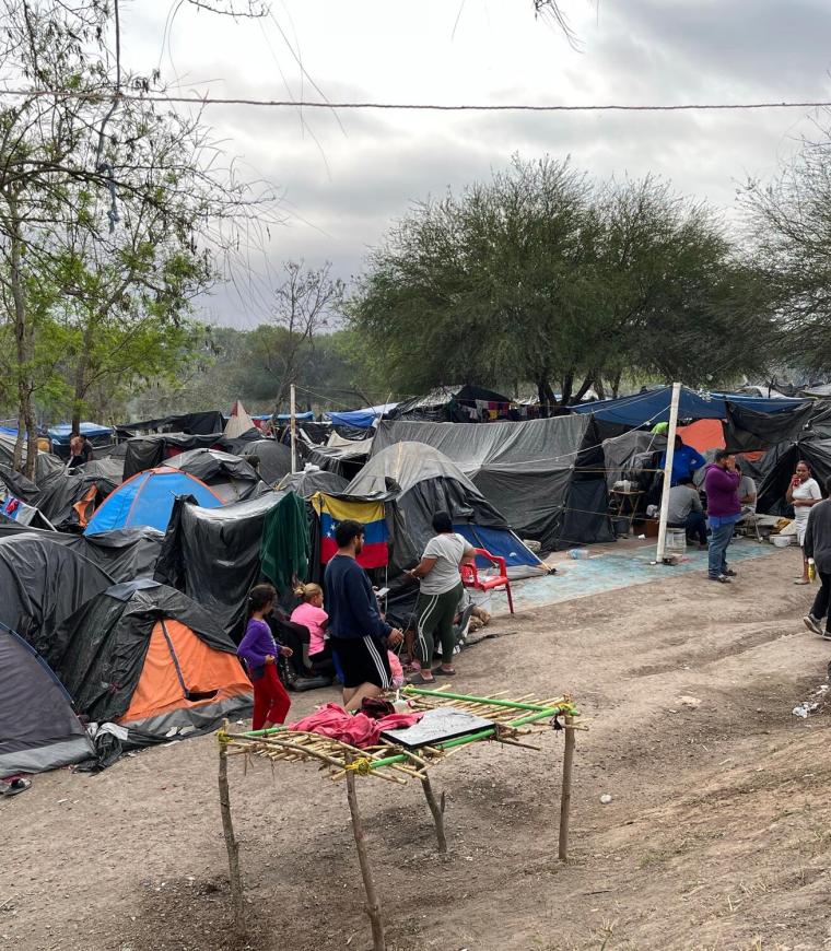 Migrantes en Matamoros, norte de México: vidas suspendidas a la espera de seguridad