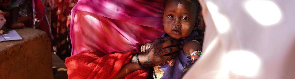 Clínica MSF en el campo de personas desplazadas de Zamzam, en la que malviven 300.000 personas
