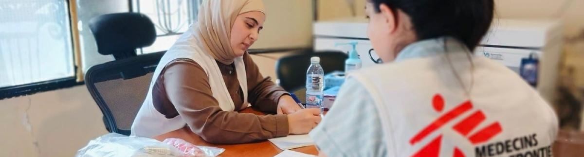 Jamila Badran, comadrona de la clínica móvil de MSF en Nabatiyeh, en el sur del Líbano. 