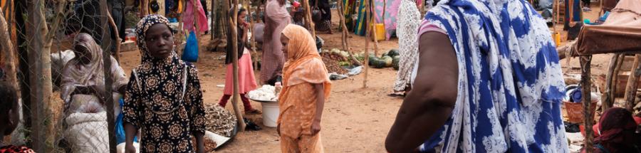 Mercado del campo de personas refugiadas de Mbera, en el sureste de Mauritania. Agosto de 2018.
