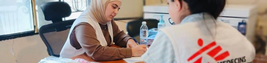 Jamila Badran, comadrona de la clínica móvil de MSF en Nabatiyeh, en el sur del Líbano. 