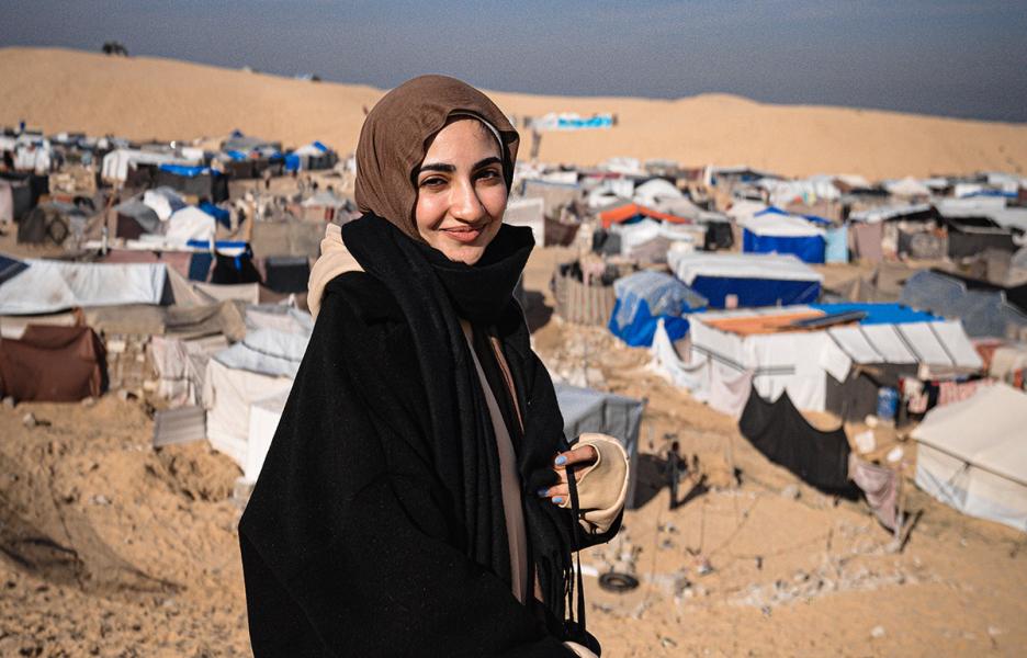 Nour Alsaqqa, desplazada en Gaza y trabajadora de Médicos Sin Fronteras.