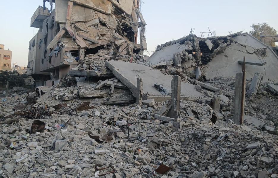 Escombros del edificio donde estaba la casa de Sabreen Almaseri, en Ciudad de Gaza