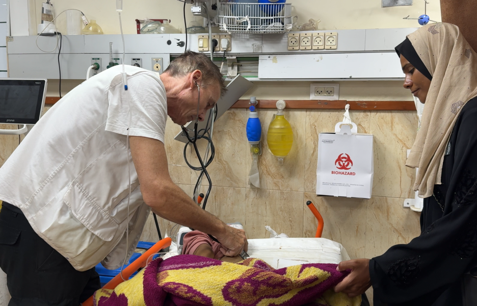 Morten Rostrup, médico de urgencias de MSF, en el hospital Al Aqsa en una imagen tomada el 20 de octubre.