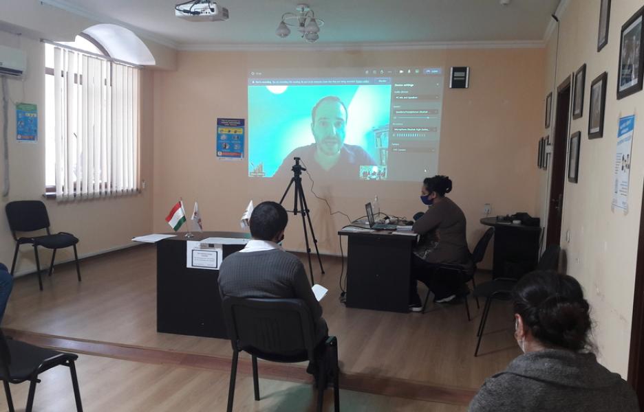 Visita virtual de Christos Christou a Uzbekistán y Tayikistán