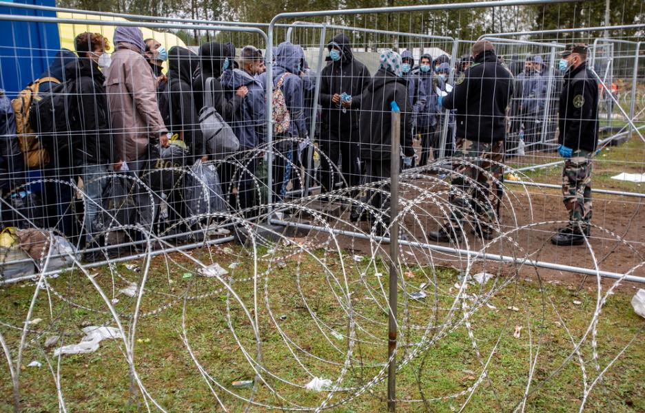 Campamento temporal para personas migrantes y refugiadas en Rūdninkai, Letonia