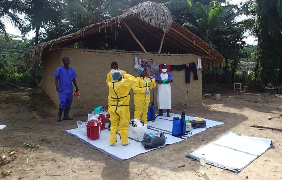 Equipo de respuesta rápida al ébola de MSF