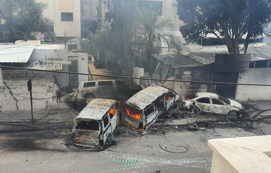 Vehículos de MSF atacados en Gaza