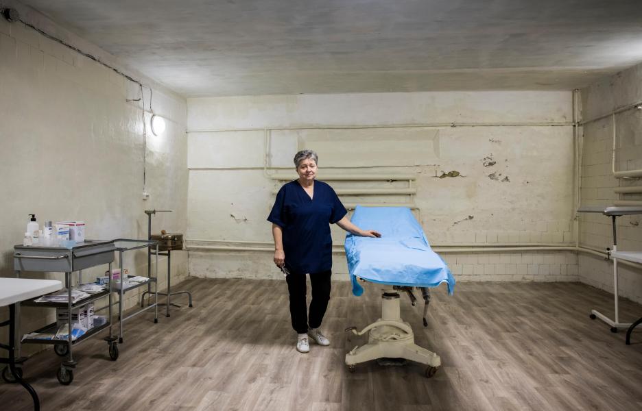 Anna Svesova, directora del hospital de Trostianets, cerca de la frontera rusa. 