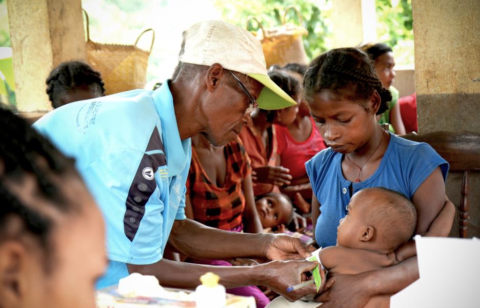 Malaria y desnutrición en Ikongo