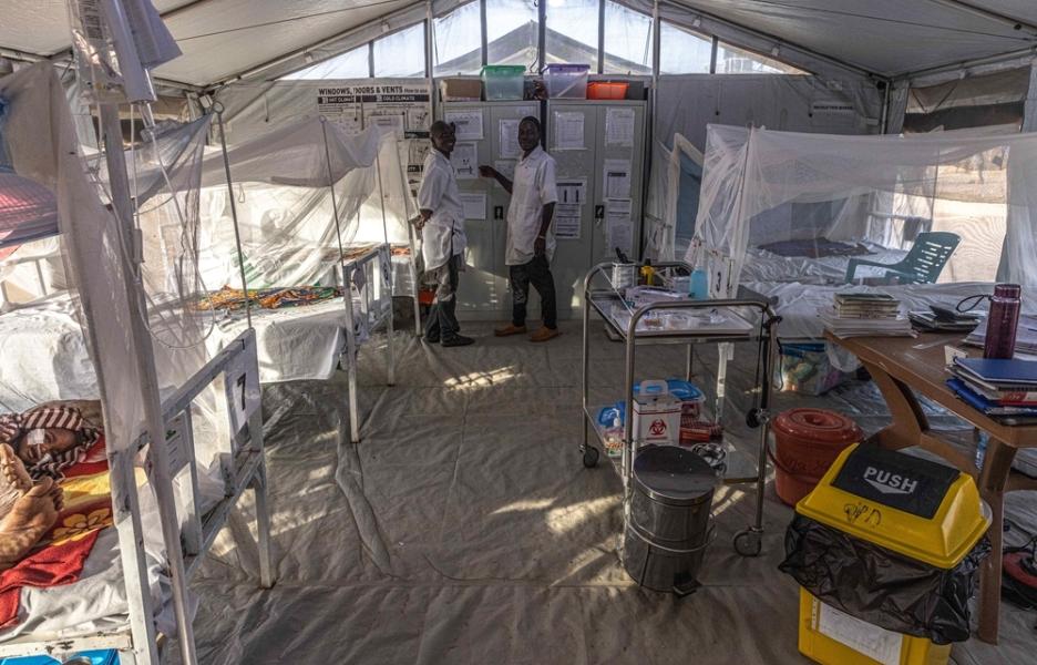 Hospital de campaña de MSF en el campo de Metche, este de Chad