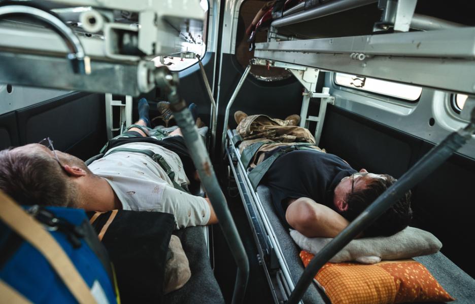Transporte de siete pacientes en ambulancia
