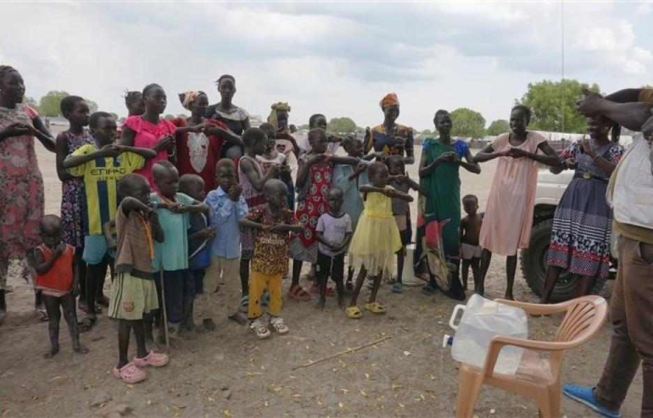 Equipos de promoción de la salud de MSF en Ulang, Sudán del Sur
