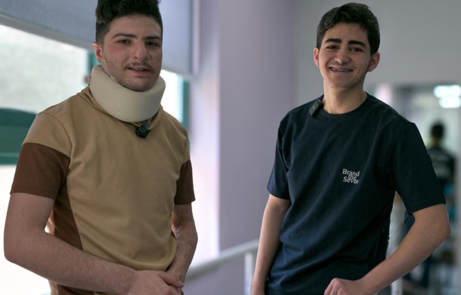 Iyad, de Gaza y Hossam, de Irak.