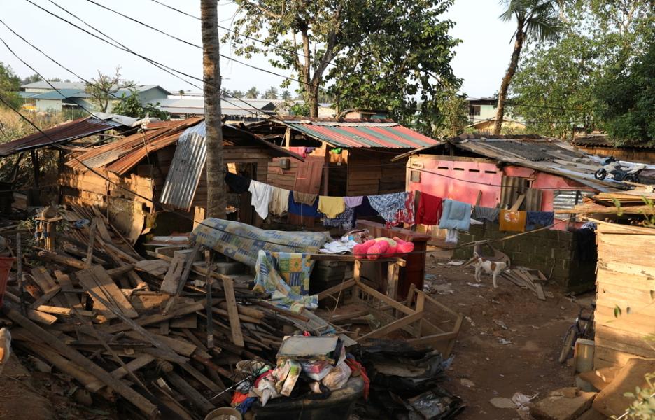 Asentamientos provisionales tras el paso del ciclón Ditwah.