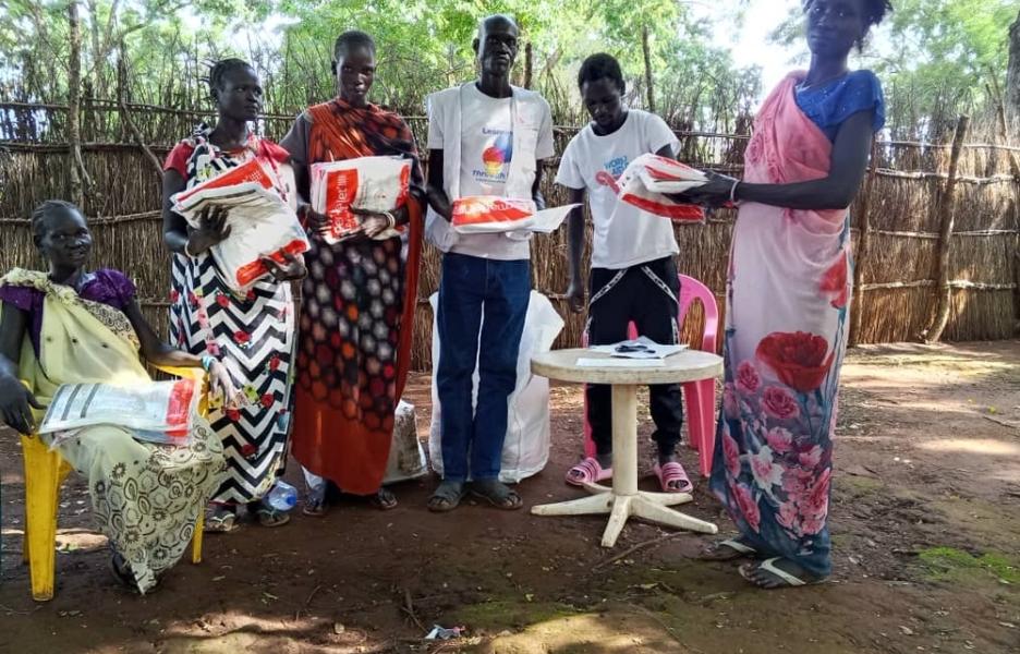 Distribución de mosquiteras en Kule