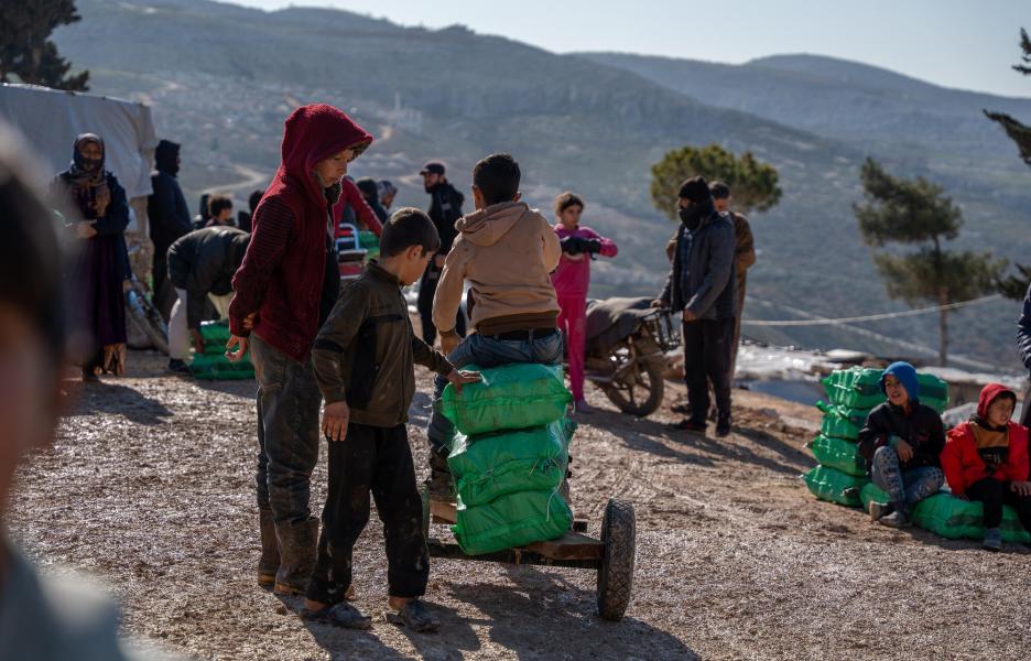 Actividades de invierno en campos de personas desplazadas de Siria