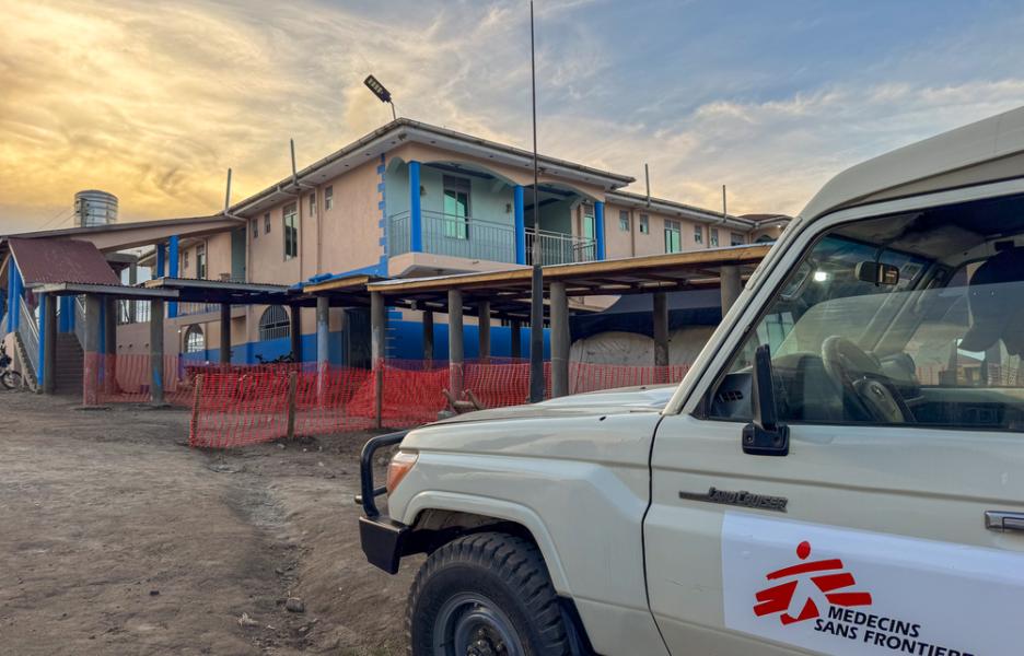 Nuevo centro de tratamiento de ébola de MSF en Bunia