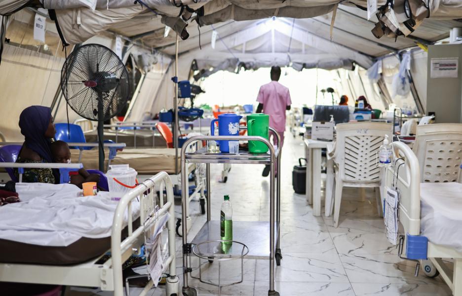 Sala del centro de MSF Nilefa Kiji, en Maiduguri. Aquí, MSF atendemos a niños que sufren desnutrición.