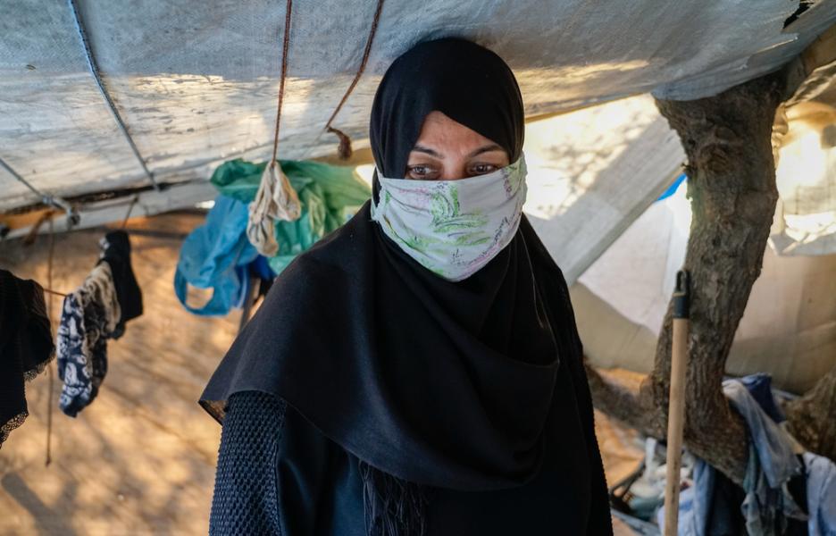 Testimonio - Omaima, 52 años. Campo de Vathy, isla de Samos, Grecia.