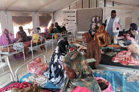 Centro intensivo de nutrición terapéutica en Zamzam