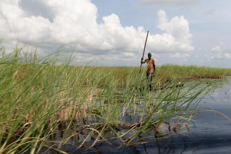 Vivir en los diques - inundaciones extremas en Old Fangak