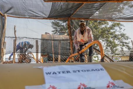 Entrega de agua en Assosa, Malakal