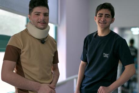 Iyad, de Gaza y Hossam, de Irak.