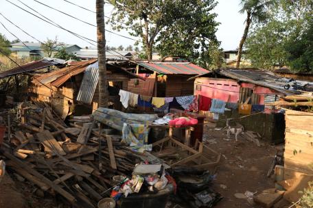 Asentamientos provisionales tras el paso del ciclón Ditwah.