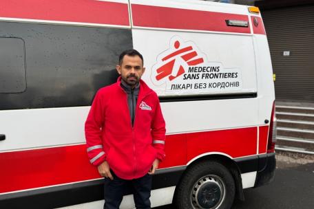 Enrique García, coordinador de Médicos Sin Fronteras en el este de Ucrania.