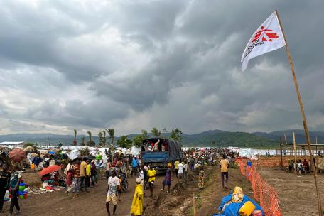 Respuesta de MSF a la emergencia de refugiados congoleños en el campamento de tránsito de Ndava