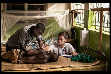Refugiados sursudaneses en Uganda. Asistencia de emergencias en el hospital de Dzaipi, 11 de marzo de 2014.