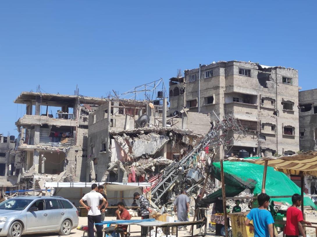Edificio bombardeado en Rafah