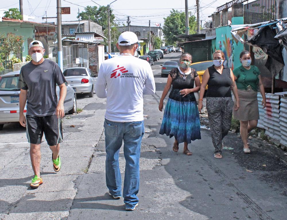 Trabajador de salud mental de MSF en Soyapango, donde seguimos brindando atención primaria y servicios de salud mental. Trabajador de salud mental de MSF en Soyapango, donde seguimos brindando atención primaria y servicios de salud mental.