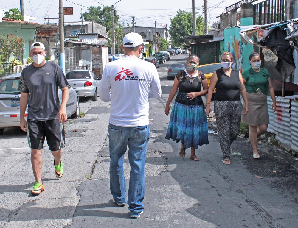 Trabajador de salud mental de MSF en Soyapango, donde seguimos brindando atención primaria y servicios de salud mental.