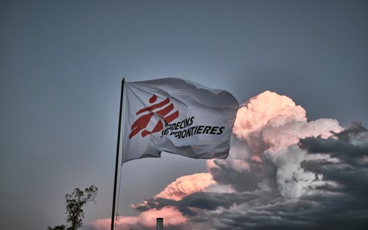 Imagen de la bandera de Médicos Sin Fronteras